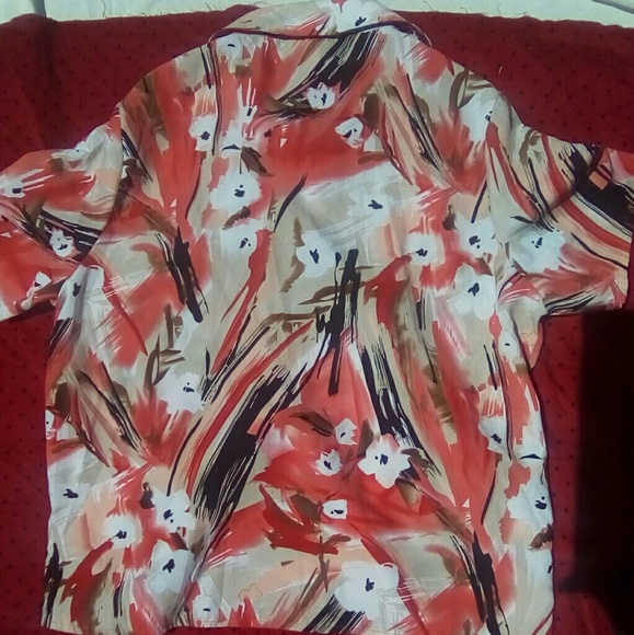 Shirt - Picture 3 of 3